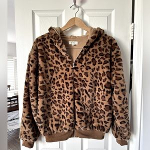 Women’s Leopard hoodie cardigan winter coat size S/M